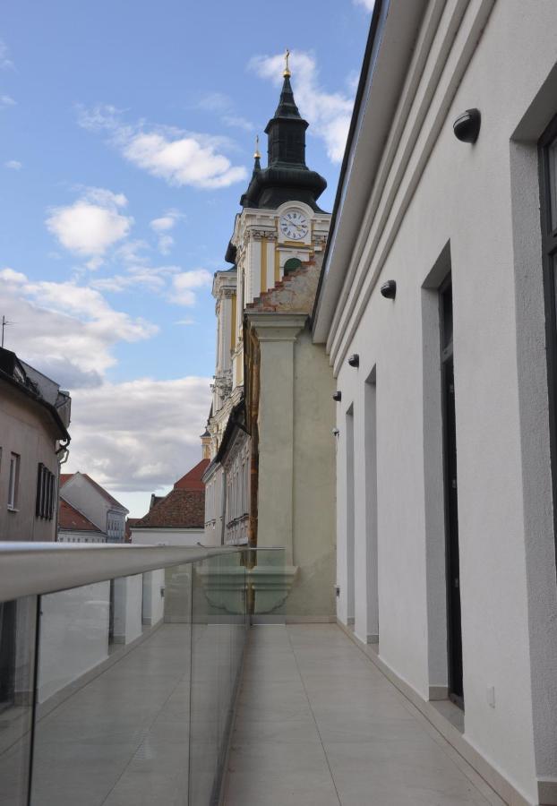 Centrál Vendégház Székesfehérvár Exterior foto