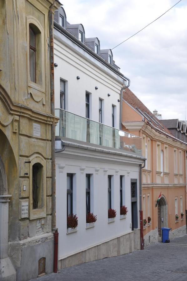 Centrál Vendégház Székesfehérvár Exterior foto