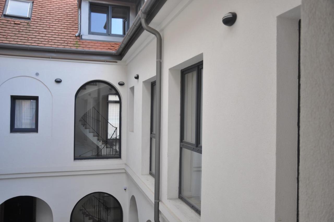 Centrál Vendégház Székesfehérvár Exterior foto